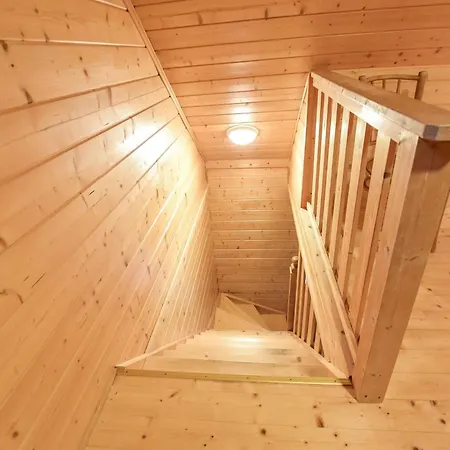 Semesterbostad Mirus By Interhome